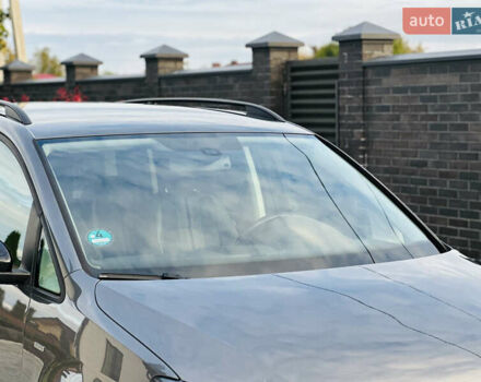 Серый Фольксваген Туран, объемом двигателя 1.6 л и пробегом 232 тыс. км за 11250 $, фото 16 на Automoto.ua