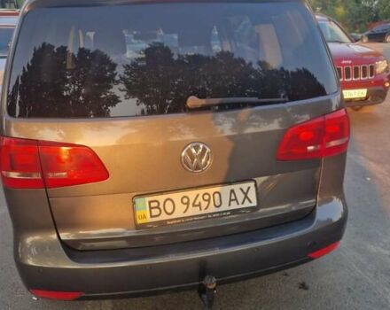 Серый Фольксваген Туран, объемом двигателя 1.97 л и пробегом 325 тыс. км за 14000 $, фото 4 на Automoto.ua