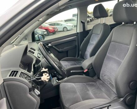 Сірий Фольксваген Туран, об'ємом двигуна 1.6 л та пробігом 269 тис. км за 10990 $, фото 16 на Automoto.ua