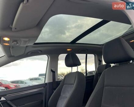 Сірий Фольксваген Туран, об'ємом двигуна 1.6 л та пробігом 269 тис. км за 10990 $, фото 35 на Automoto.ua