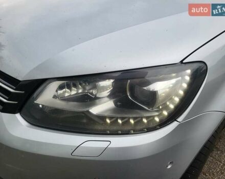 Серый Фольксваген Туран, объемом двигателя 1.6 л и пробегом 367 тыс. км за 10454 $, фото 1 на Automoto.ua