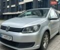 Серый Фольксваген Туран, объемом двигателя 1.6 л и пробегом 265 тыс. км за 10499 $, фото 1 на Automoto.ua