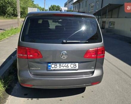 Серый Фольксваген Туран, объемом двигателя 1.39 л и пробегом 210 тыс. км за 8800 $, фото 4 на Automoto.ua
