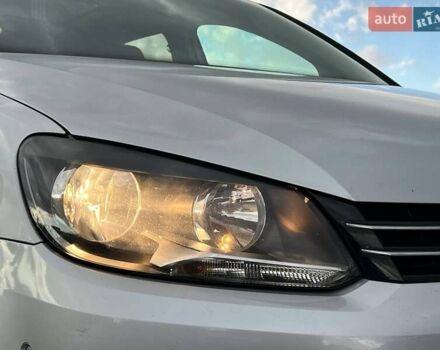 Сірий Фольксваген Туран, об'ємом двигуна 1.6 л та пробігом 269 тис. км за 10990 $, фото 12 на Automoto.ua