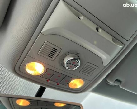 Сірий Фольксваген Туран, об'ємом двигуна 1.6 л та пробігом 269 тис. км за 10990 $, фото 32 на Automoto.ua