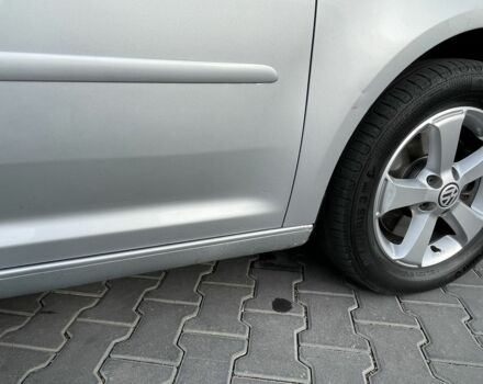 Сірий Фольксваген Туран, об'ємом двигуна 2 л та пробігом 261 тис. км за 10000 $, фото 11 на Automoto.ua