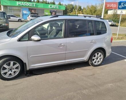 Серый Фольксваген Туран, объемом двигателя 1.39 л и пробегом 273 тыс. км за 8800 $, фото 3 на Automoto.ua