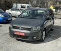Серый Фольксваген Туран, объемом двигателя 1.6 л и пробегом 180 тыс. км за 9999 $, фото 1 на Automoto.ua
