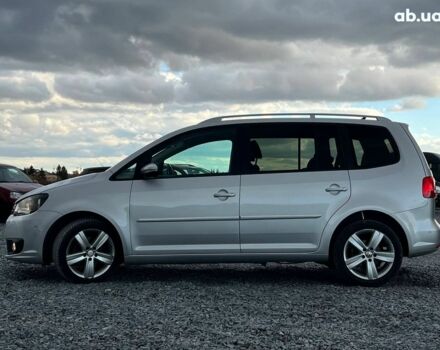 Сірий Фольксваген Туран, об'ємом двигуна 1.6 л та пробігом 269 тис. км за 10990 $, фото 3 на Automoto.ua