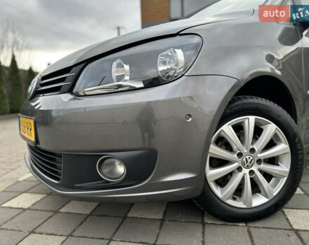 Сірий Фольксваген Туран, об'ємом двигуна 2 л та пробігом 224 тис. км за 12199 $, фото 14 на Automoto.ua