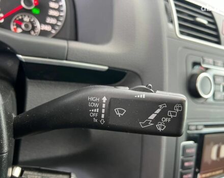 Сірий Фольксваген Туран, об'ємом двигуна 1.6 л та пробігом 269 тис. км за 10990 $, фото 22 на Automoto.ua