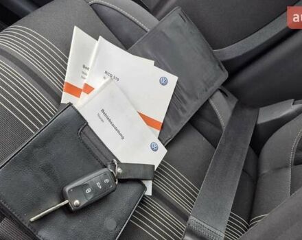 Серый Фольксваген Туран, объемом двигателя 1.6 л и пробегом 256 тыс. км за 8900 $, фото 47 на Automoto.ua