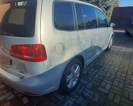 Серый Фольксваген Туран, объемом двигателя 1.6 л и пробегом 223 тыс. км за 11600 $, фото 1 на Automoto.ua