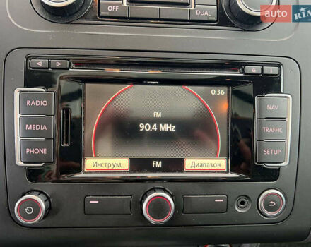 Сірий Фольксваген Туран, об'ємом двигуна 1.6 л та пробігом 269 тис. км за 10990 $, фото 30 на Automoto.ua