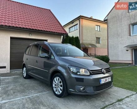 Сірий Фольксваген Туран, об'ємом двигуна 1.6 л та пробігом 232 тис. км за 11490 $, фото 10 на Automoto.ua