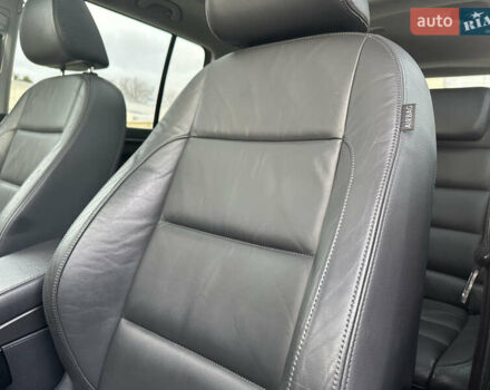 Сірий Фольксваген Туран, об'ємом двигуна 2 л та пробігом 224 тис. км за 12199 $, фото 91 на Automoto.ua