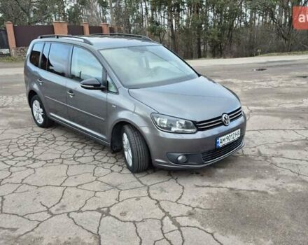 Серый Фольксваген Туран, объемом двигателя 1.6 л и пробегом 256 тыс. км за 8900 $, фото 3 на Automoto.ua