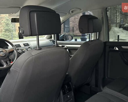 Сірий Фольксваген Туран, об'ємом двигуна 1.97 л та пробігом 200 тис. км за 11950 $, фото 45 на Automoto.ua