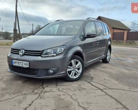 Серый Фольксваген Туран, объемом двигателя 1.6 л и пробегом 256 тыс. км за 8900 $, фото 1 на Automoto.ua