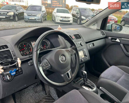 Сірий Фольксваген Туран, об'ємом двигуна 1.6 л та пробігом 269 тис. км за 10990 $, фото 16 на Automoto.ua