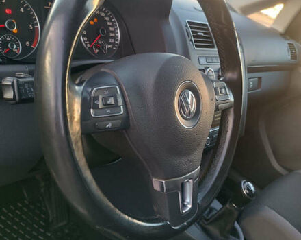 Сірий Фольксваген Туран, об'ємом двигуна 1.6 л та пробігом 271 тис. км за 9750 $, фото 13 на Automoto.ua