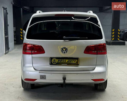 Серый Фольксваген Туран, объемом двигателя 0 л и пробегом 241 тыс. км за 12300 $, фото 4 на Automoto.ua