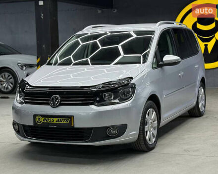 Серый Фольксваген Туран, объемом двигателя 0 л и пробегом 241 тыс. км за 12300 $, фото 2 на Automoto.ua
