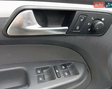 Серый Фольксваген Туран, объемом двигателя 1.39 л и пробегом 169 тыс. км за 11200 $, фото 9 на Automoto.ua