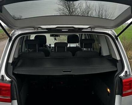 Сірий Фольксваген Туран, об'ємом двигуна 1.97 л та пробігом 318 тис. км за 9500 $, фото 14 на Automoto.ua