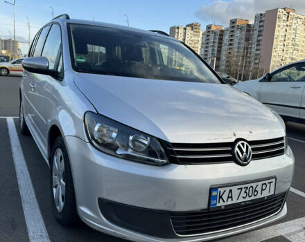Сірий Фольксваген Туран, об'ємом двигуна 1.39 л та пробігом 206 тис. км за 10500 $, фото 2 на Automoto.ua