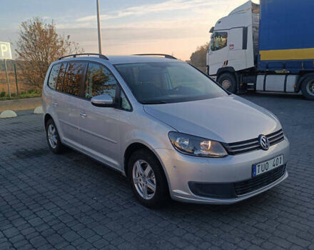 Сірий Фольксваген Туран, об'ємом двигуна 1.6 л та пробігом 271 тис. км за 9750 $, фото 5 на Automoto.ua