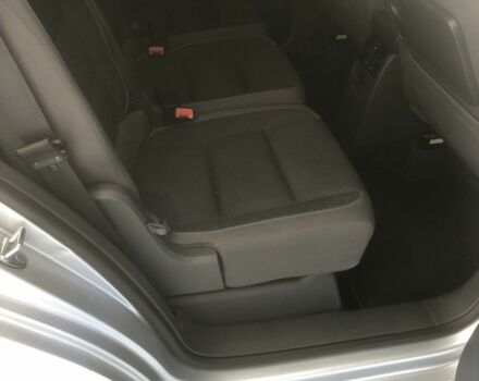 Серый Фольксваген Туран, объемом двигателя 1.6 л и пробегом 260 тыс. км за 11000 $, фото 12 на Automoto.ua