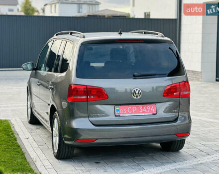 Серый Фольксваген Туран, объемом двигателя 1.6 л и пробегом 232 тыс. км за 11250 $, фото 7 на Automoto.ua