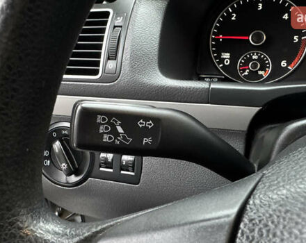 Сірий Фольксваген Туран, об'ємом двигуна 1.97 л та пробігом 200 тис. км за 11950 $, фото 47 на Automoto.ua