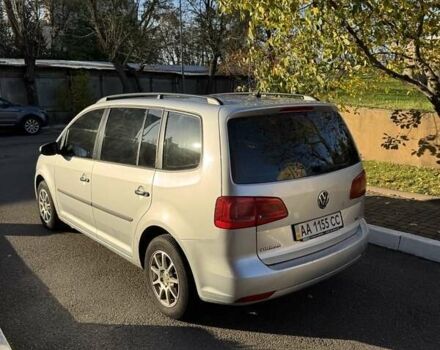 Сірий Фольксваген Туран, об'ємом двигуна 1.97 л та пробігом 592 тис. км за 12500 $, фото 5 на Automoto.ua