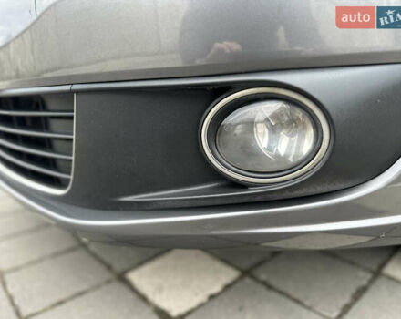 Сірий Фольксваген Туран, об'ємом двигуна 2 л та пробігом 224 тис. км за 12199 $, фото 58 на Automoto.ua
