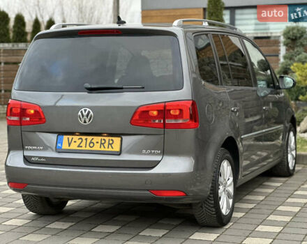 Сірий Фольксваген Туран, об'ємом двигуна 2 л та пробігом 224 тис. км за 12199 $, фото 61 на Automoto.ua