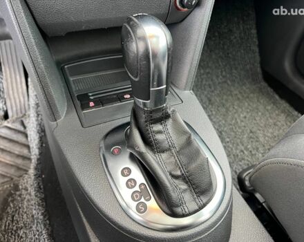 Сірий Фольксваген Туран, об'ємом двигуна 1.6 л та пробігом 269 тис. км за 10990 $, фото 30 на Automoto.ua