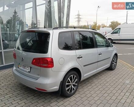 Серый Фольксваген Туран, объемом двигателя 1.39 л и пробегом 169 тыс. км за 11200 $, фото 4 на Automoto.ua