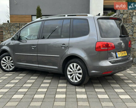 Сірий Фольксваген Туран, об'ємом двигуна 2 л та пробігом 224 тис. км за 12199 $, фото 19 на Automoto.ua