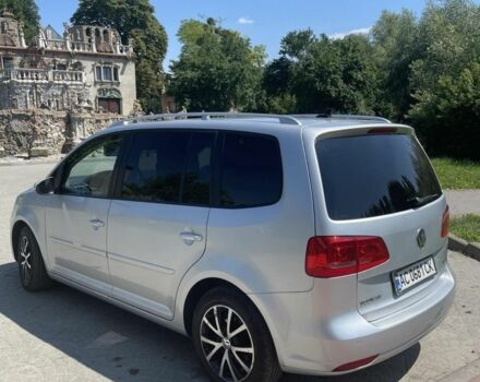 Серый Фольксваген Туран, объемом двигателя 1.6 л и пробегом 260 тыс. км за 11000 $, фото 5 на Automoto.ua