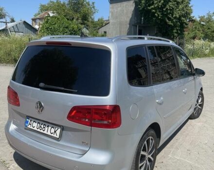 Серый Фольксваген Туран, объемом двигателя 1.6 л и пробегом 260 тыс. км за 11000 $, фото 7 на Automoto.ua