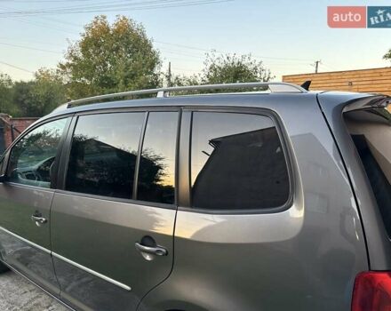 Сірий Фольксваген Туран, об'ємом двигуна 1.6 л та пробігом 232 тис. км за 11490 $, фото 54 на Automoto.ua