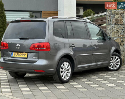 Сірий Фольксваген Туран, об'ємом двигуна 2 л та пробігом 224 тис. км за 12199 $, фото 35 на Automoto.ua
