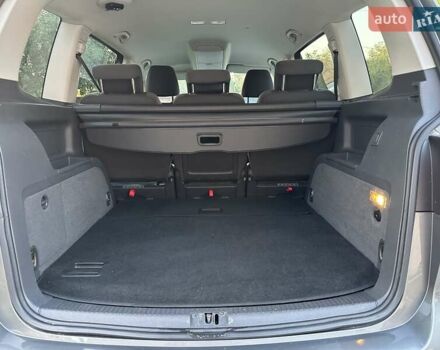 Сірий Фольксваген Туран, об'ємом двигуна 1.6 л та пробігом 232 тис. км за 11490 $, фото 45 на Automoto.ua