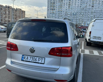 Сірий Фольксваген Туран, об'ємом двигуна 1.39 л та пробігом 206 тис. км за 10500 $, фото 4 на Automoto.ua