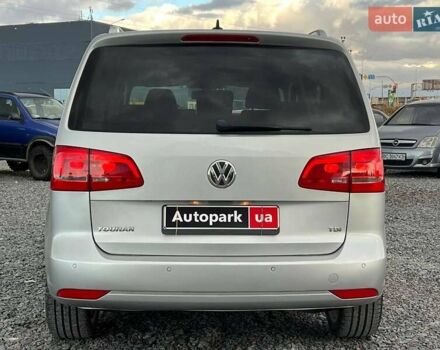 Сірий Фольксваген Туран, об'ємом двигуна 1.6 л та пробігом 269 тис. км за 10990 $, фото 6 на Automoto.ua