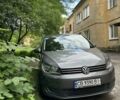 Серый Фольксваген Туран, объемом двигателя 1.6 л и пробегом 290 тыс. км за 9750 $, фото 2 на Automoto.ua