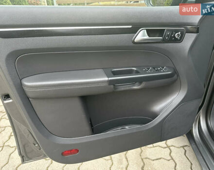 Сірий Фольксваген Туран, об'ємом двигуна 2 л та пробігом 224 тис. км за 12199 $, фото 86 на Automoto.ua