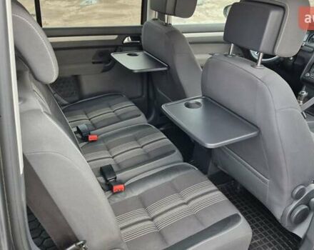 Серый Фольксваген Туран, объемом двигателя 1.6 л и пробегом 256 тыс. км за 8900 $, фото 38 на Automoto.ua